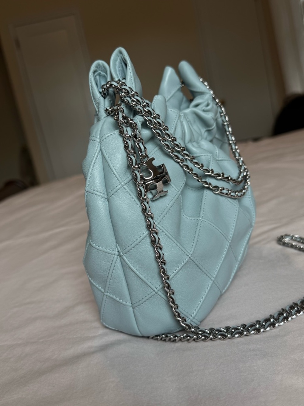 Tory Burch Fleming Mini Hobo Bag - Elegant Quilted Chain Bag - Light Blue - Picture 6 of 10